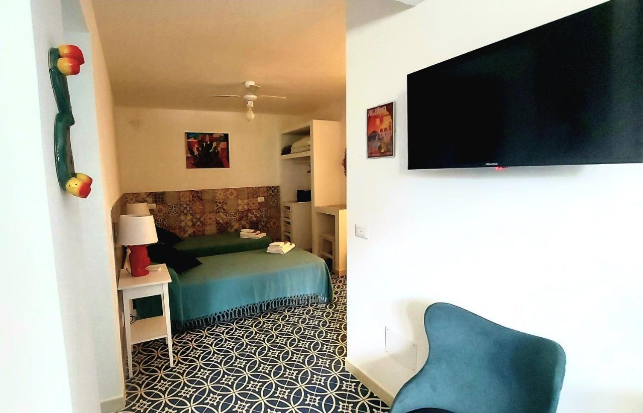 Vfh Villa Flavia Eco B&B - 50 Metri Dal Mare ซานตาฟลาวิอา ภายนอก รูปภาพ