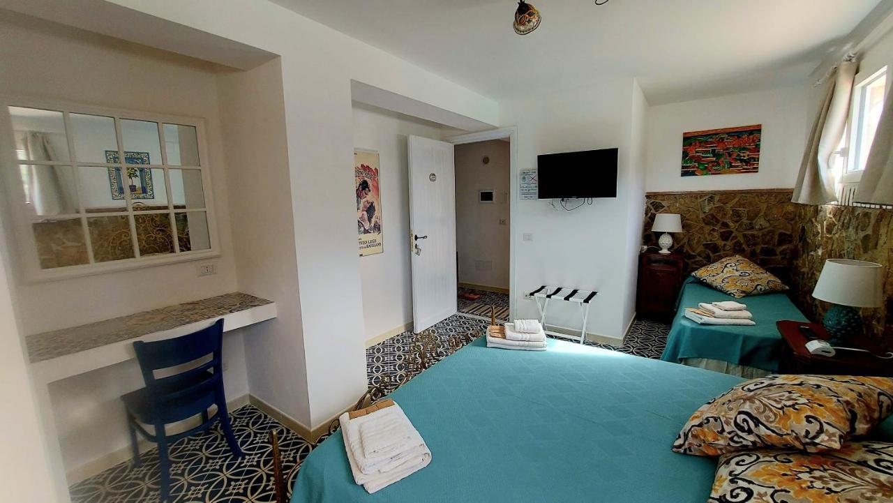 Vfh Villa Flavia Eco B&B - 50 Metri Dal Mare ซานตาฟลาวิอา ภายนอก รูปภาพ